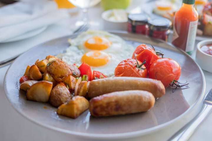 Breakfast/Coffee Service 107 of 143