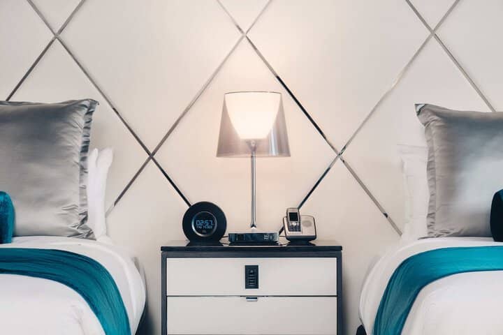 Room 16 of 143